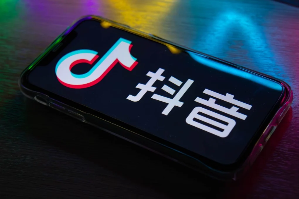 Can I Repost Chinese TikTok Videos? Rules & Tips Explained